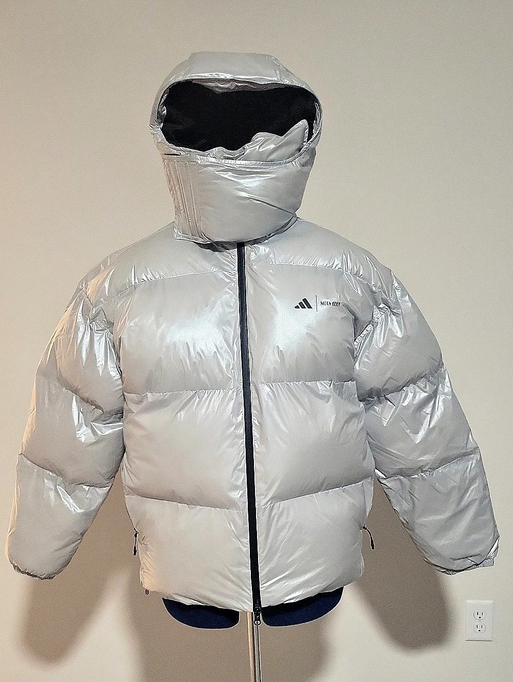 adidas x Moon Boot Padded Jacket Silver Small